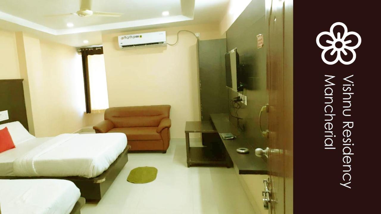 Vishnu Residency Mancherial Hotel Mancherāl Eksteriør billede